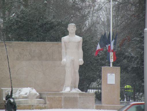  monument du Souvenir, Place Jean Moulin
